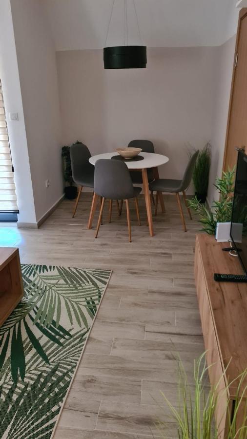 Apartmani Part ดิฟชิบาเร ภายนอก รูปภาพ